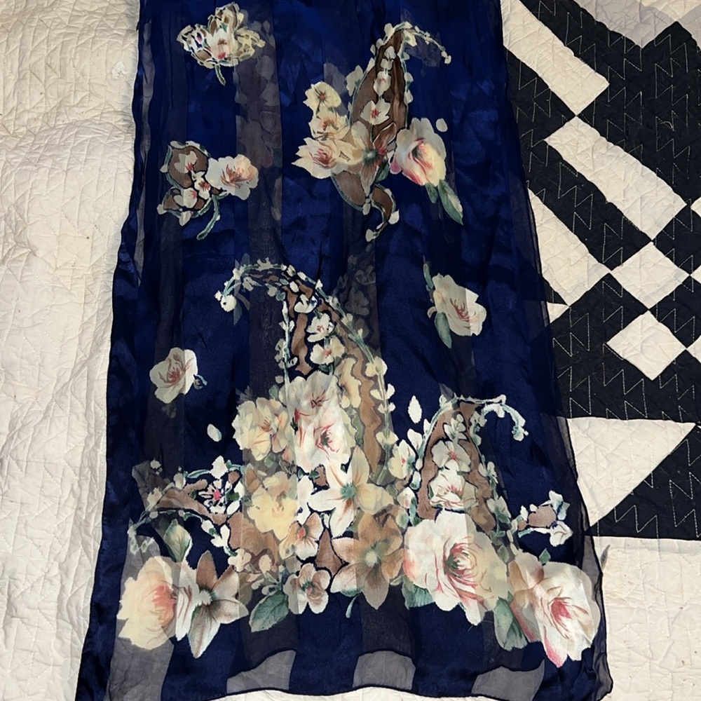 Hiroko Kapp silk sheer oblong scarf 60” x 15”